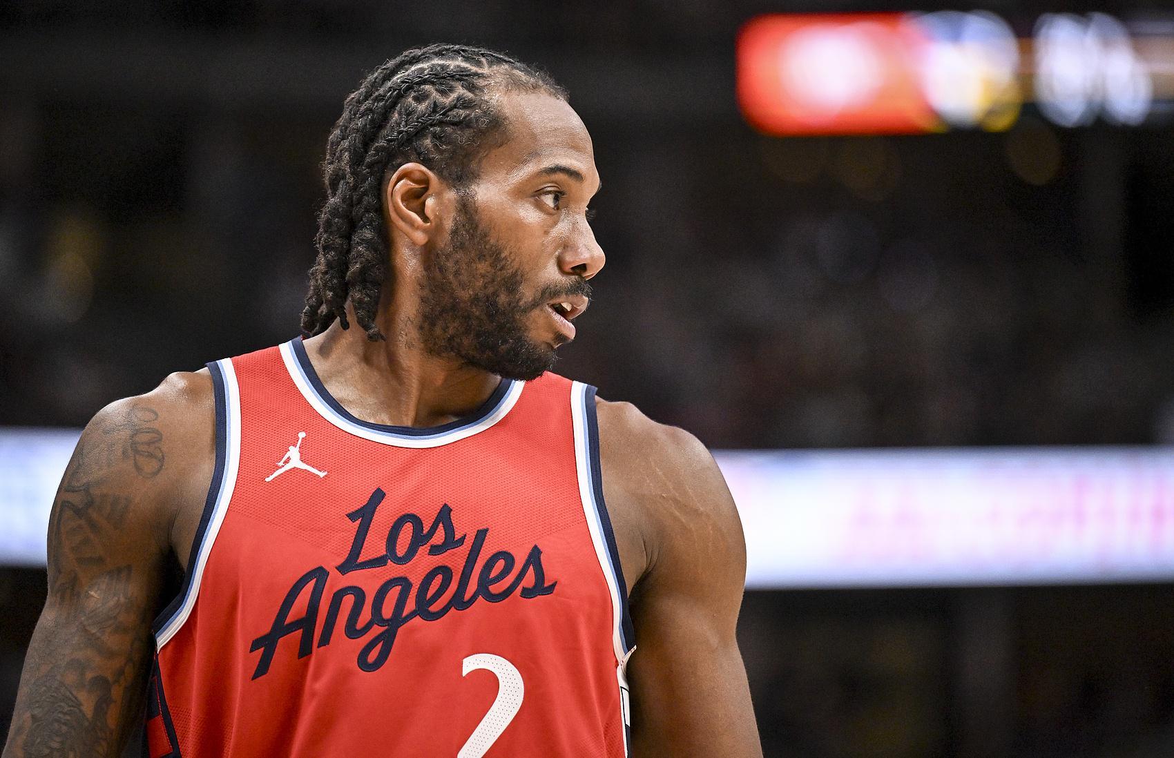 烤肉姐:小卡广州行首日希望他享受私人时间 行程很私密&未被打扰